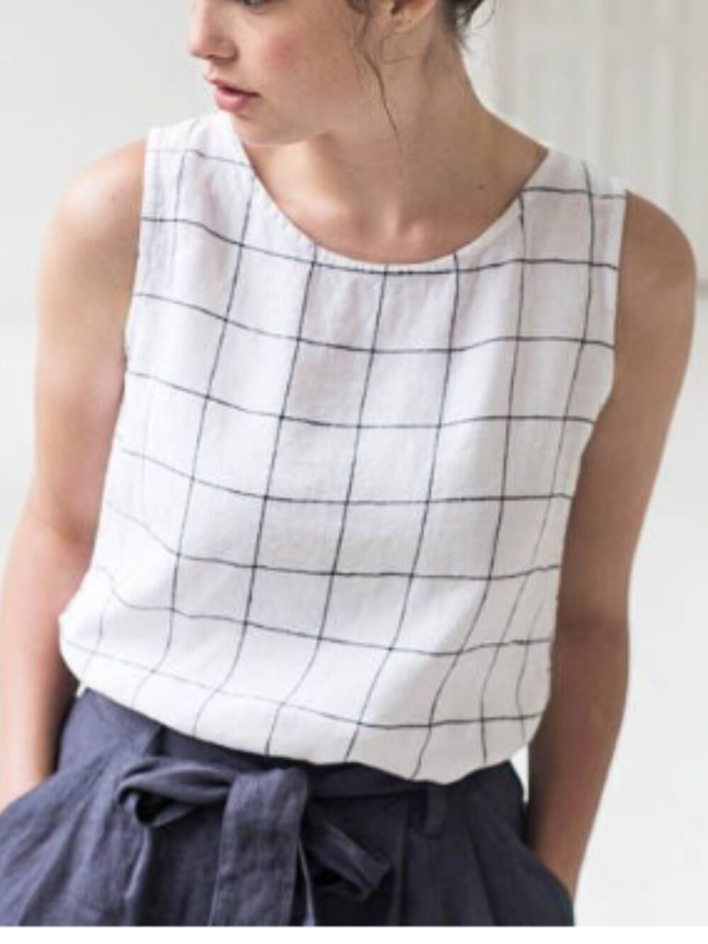 notPERFECTLINEN Vienna Linen Tank Top Grid Windowpane Black White Small / Medium